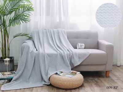 Плед Cleo "Royal plush" велсофт полуторный 150*200 (150/009-RP, Зигзаг, Серый) Плед Cleo "Royal plush" велсофт полуторный 150*200 (150/009-RP, Зигзаг, Серый)
